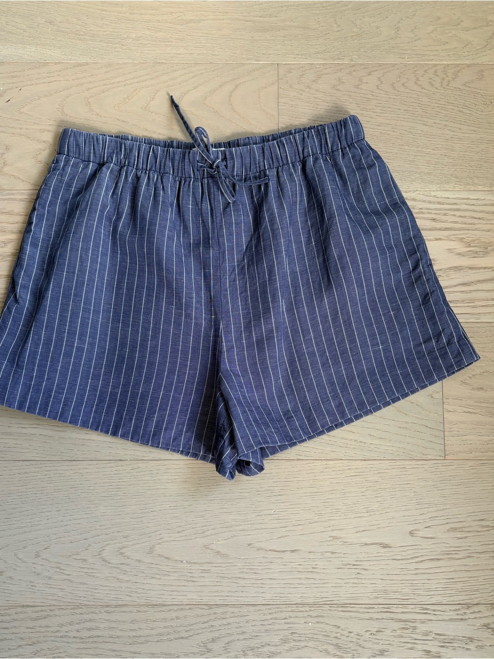 Wilfred Mini Lodge Short